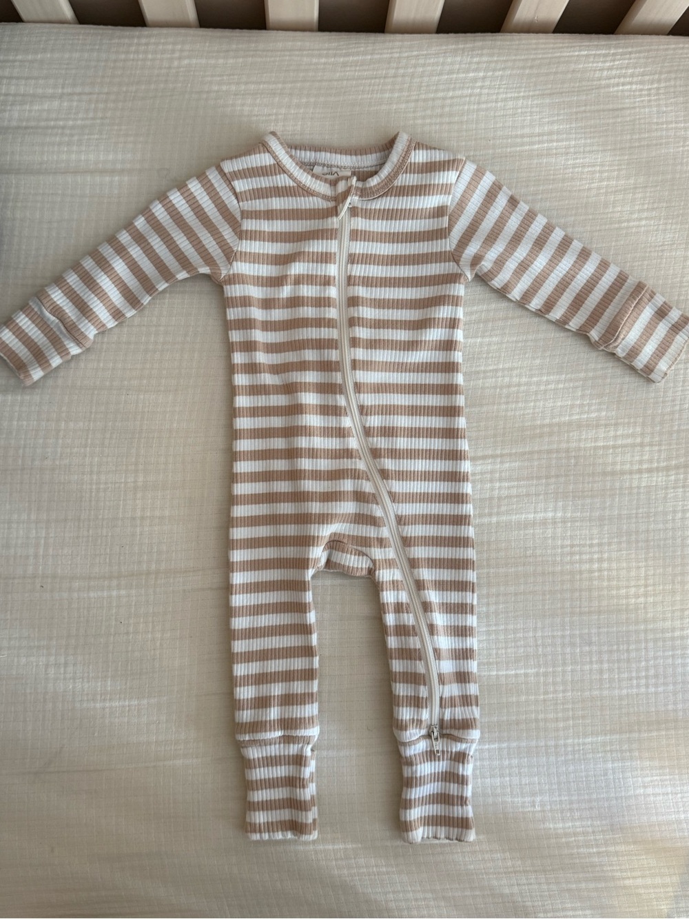 Siix baby footed sleeper pajamas - size 3-6 months- boy/ gender neutral- EUC